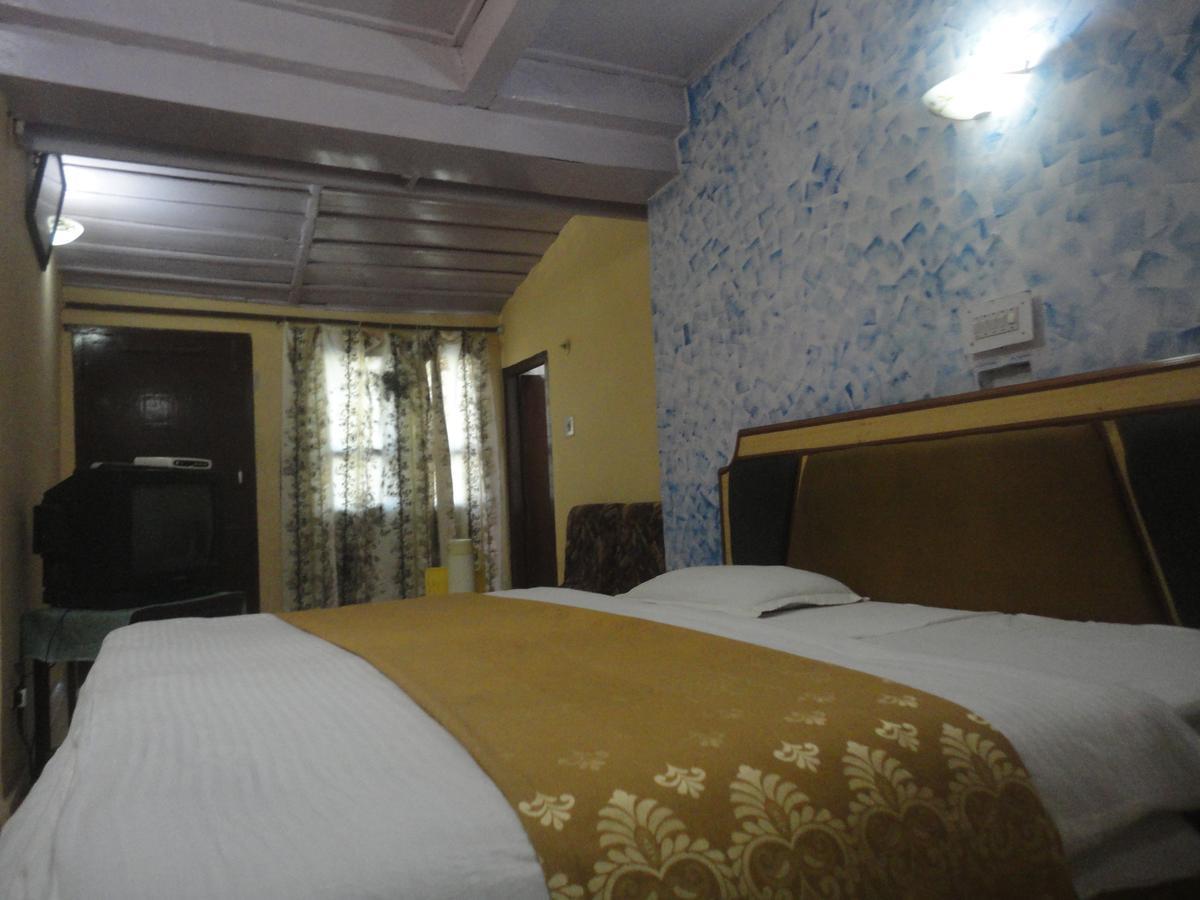Hotel Walnut Grove Mussoorie Ngoại thất bức ảnh