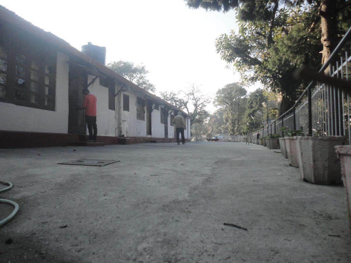 Hotel Walnut Grove Mussoorie Ngoại thất bức ảnh