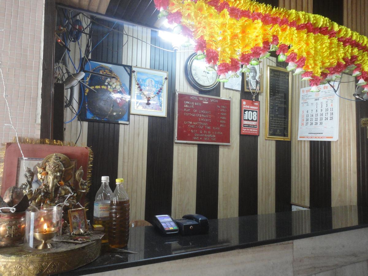 Hotel Walnut Grove Mussoorie Ngoại thất bức ảnh